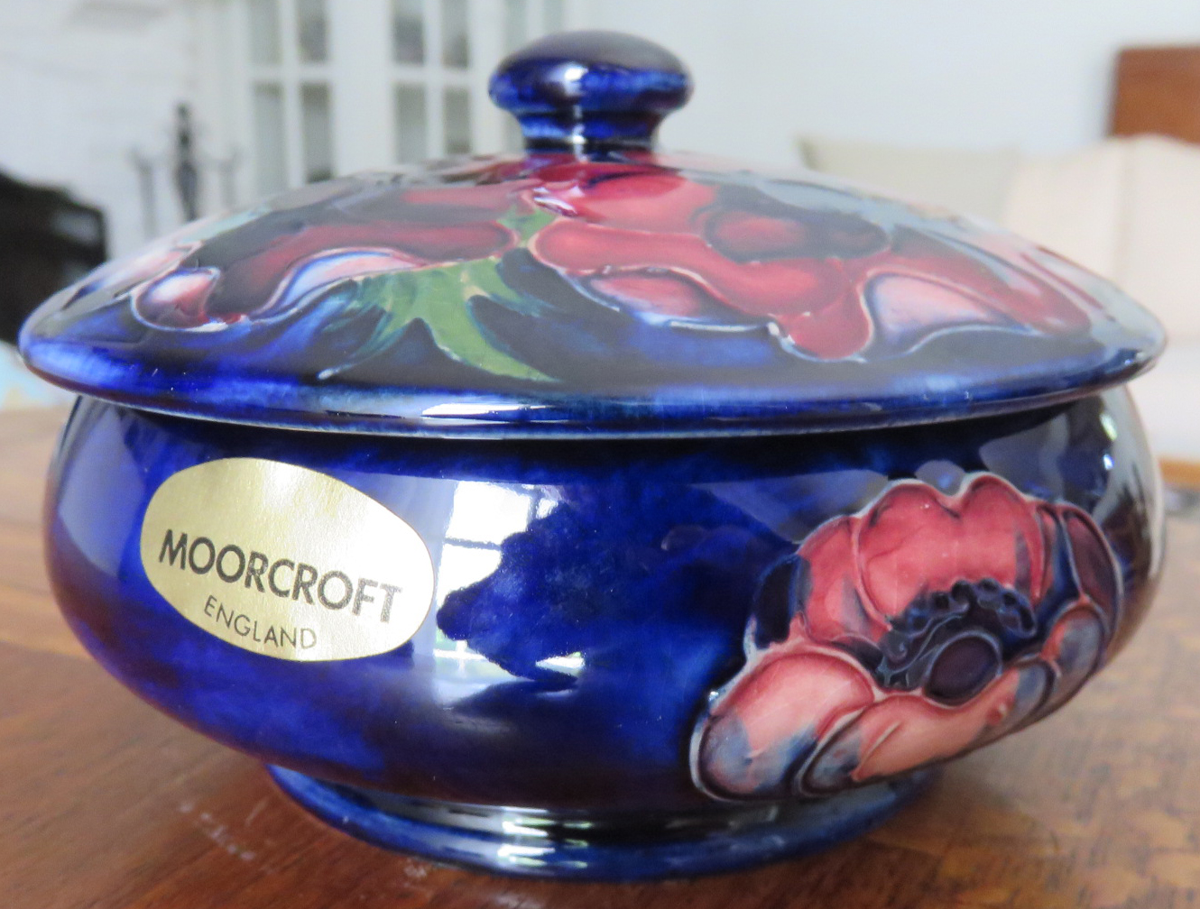 Moorcroft Anemone Cobalt Blue Lidded Round Box